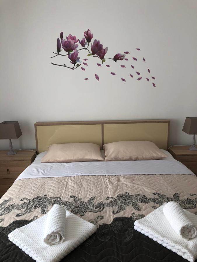 Butterfly Apartment Sibiu Buitenkant foto